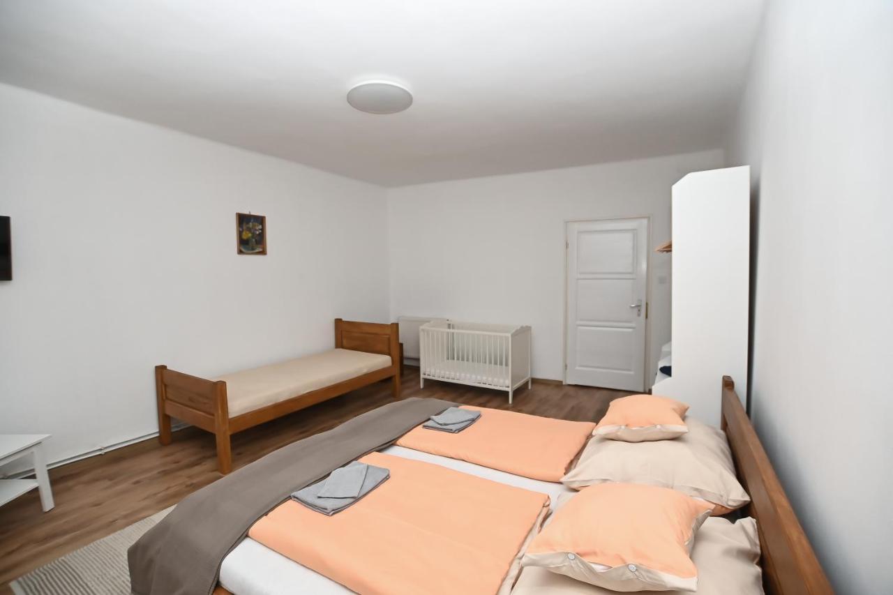 Rózsa Vendégház Tokaj Esterno foto