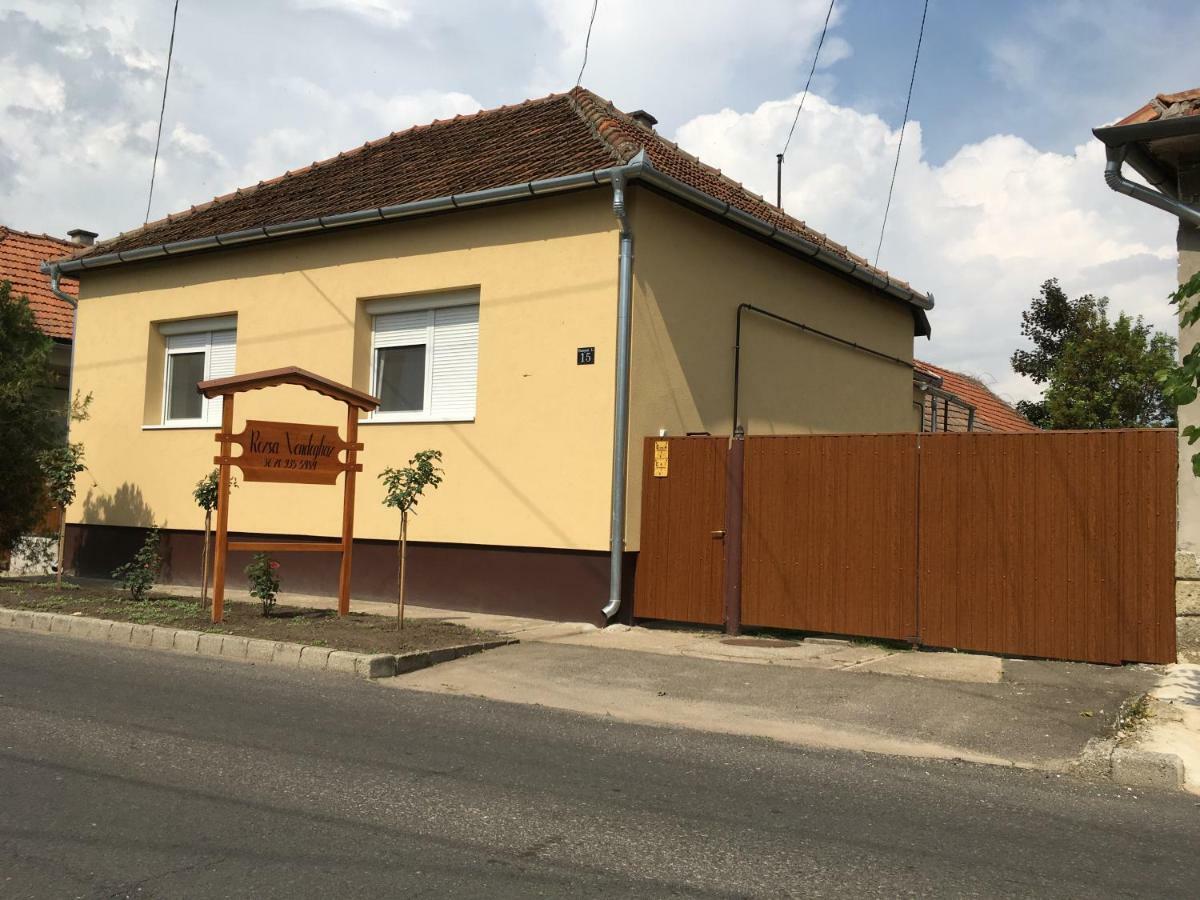 Rózsa Vendégház Tokaj Esterno foto